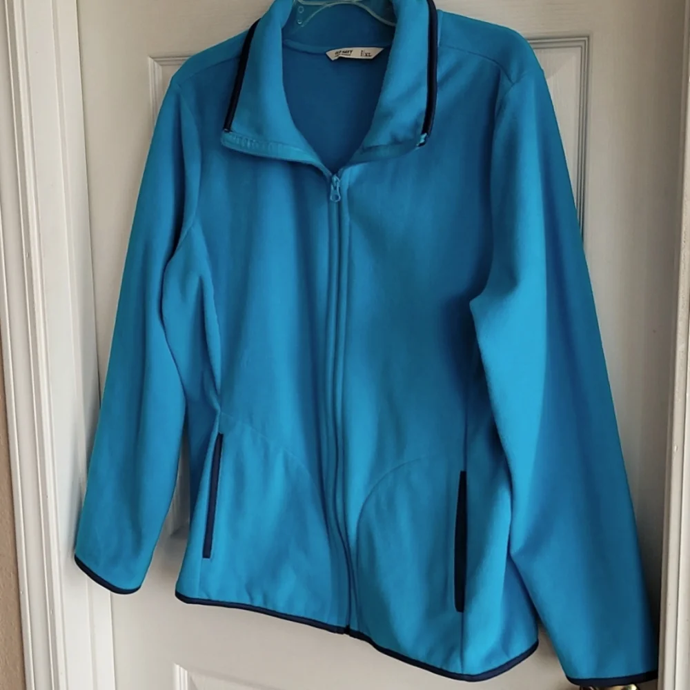 Old Navy Fleece Jacket - Picture 4 of 10
